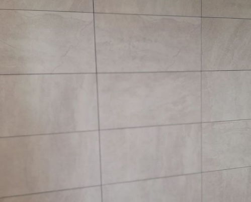 衛(wèi)生間瓷磚翻新,聽(tīng)說(shuō)聰明人都這么做,后悔知道晚了 原創(chuàng)